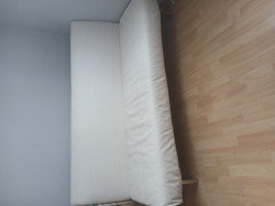 Clic clic beige clair ou blanc cassé